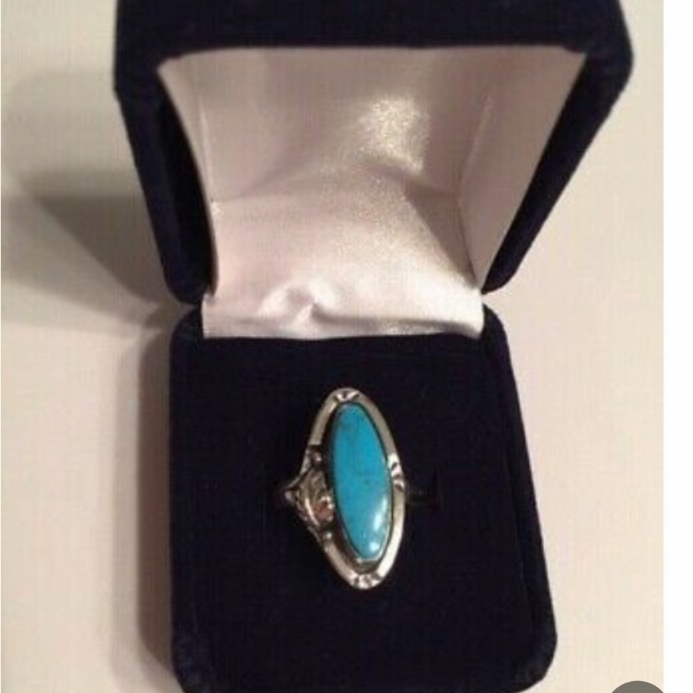 Turquoise Marquise Stone Ring in Silver Tone